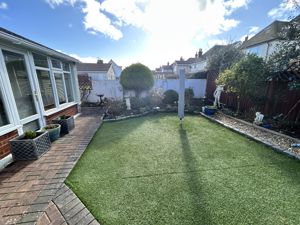 Photo 33- click for photo gallery